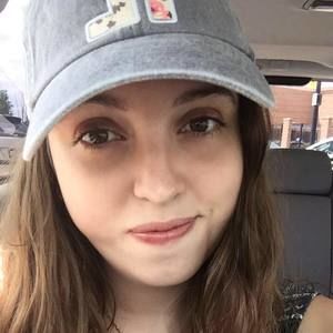 Meet your Posher, Julia